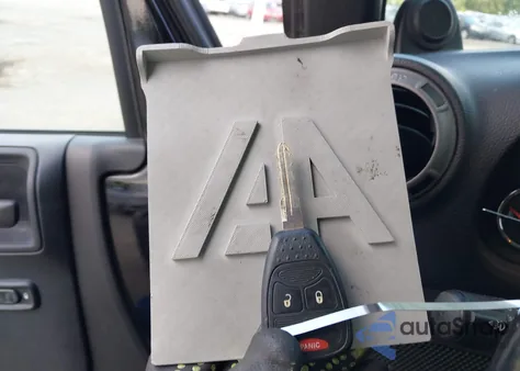 2014 Jeep Wrangler Unlimited Sport z USA, uszkodzony, nr VIN 1C4BJWDG4EL276994